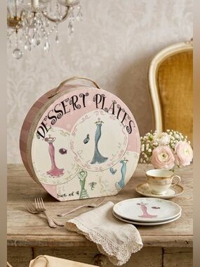 Set of 4 Fashion Illustration Dessert Plates with Original Storage Box